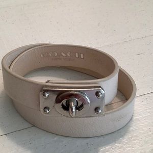 Coach Leather Double Wrap Turnlock Bracelet